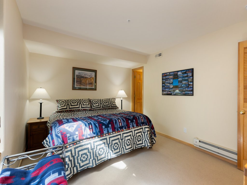 1952 Northstar Vacation Rental in Keystone - RedAwning