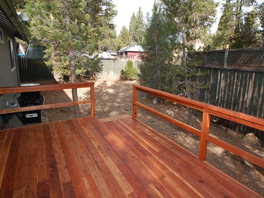 1987 Cherokee  St. Vacation Rental in California - RedAwning
