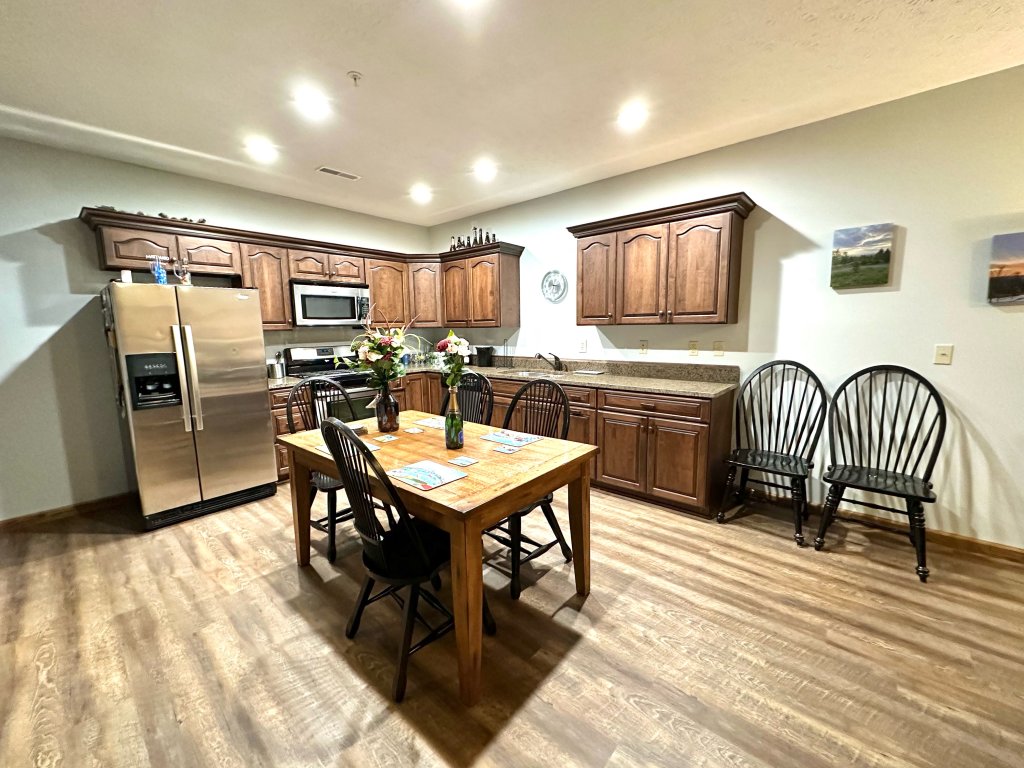 Black Bear Crossing 04 - Brigham 5 Bed Townhouse Vacation Rental in Snowshoe - RedAwning