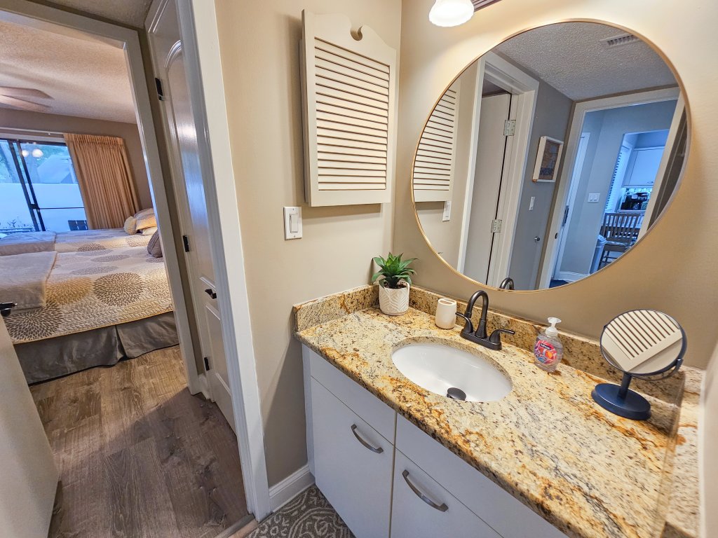 8C West Hyde Park Vacation Rental in Myrtle Beach - RedAwning