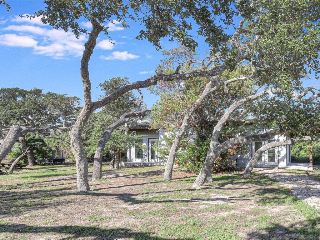 Clifton Cottage  6031RPE Vacation Rental in Rockport - RedAwning