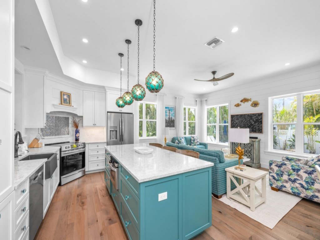 Coral Cottage - New Vacation Rental in Captiva - RedAwning