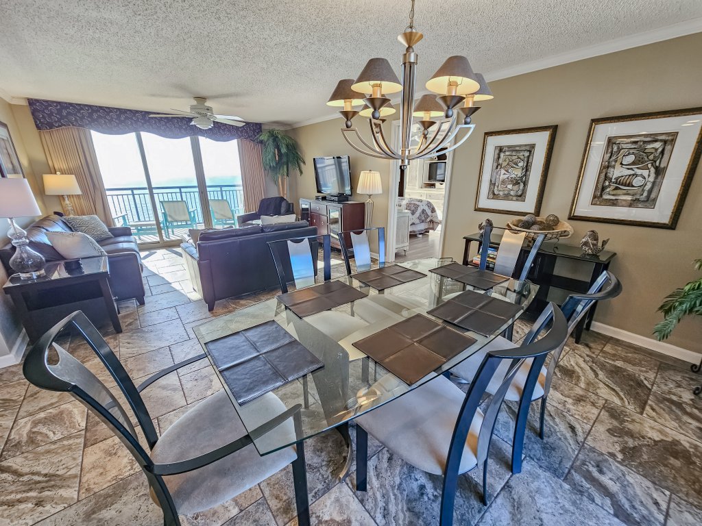 1910 Brighton Vacation Rental in Myrtle Beach - RedAwning