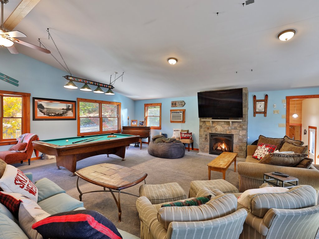 Winding Way Chalet Vacation Rental in Killington - RedAwning