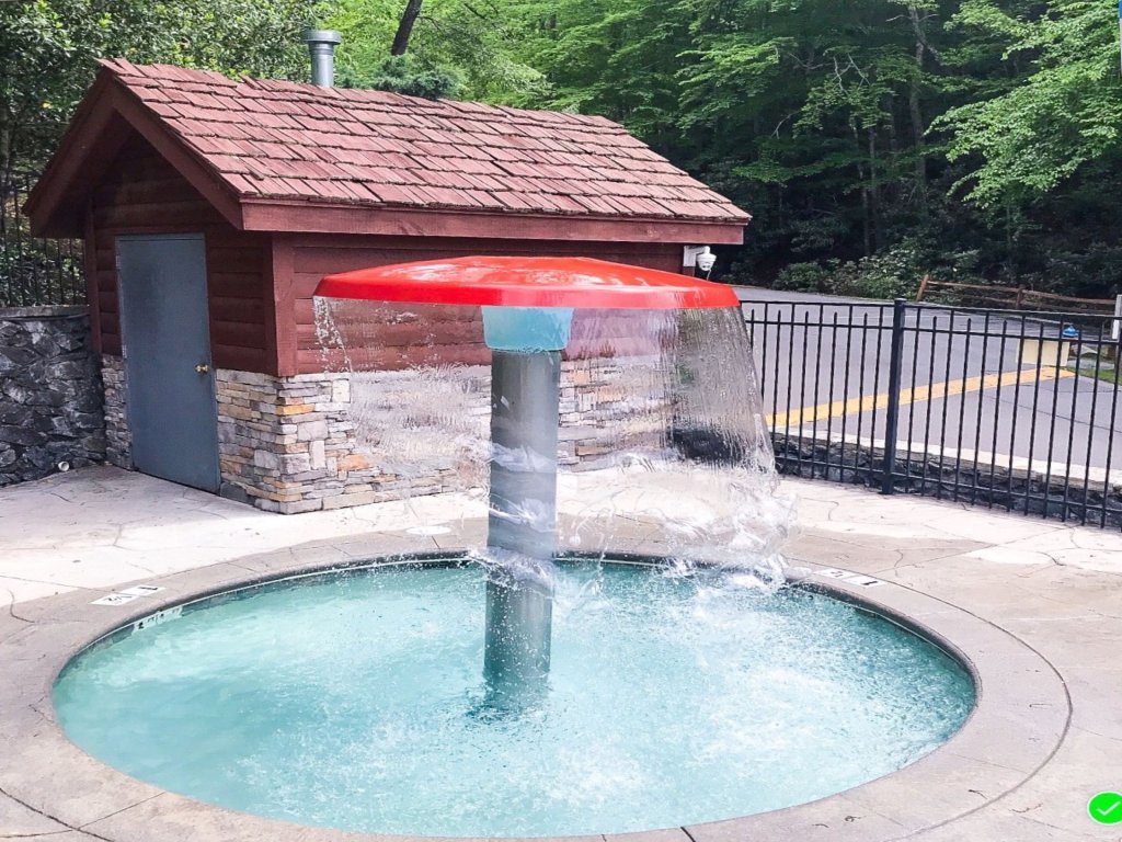 Enchanted View Lodge Vacation Rental in Gatlinburg - RedAwning