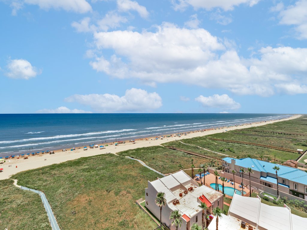 Aquarius Penthouse #2, Dahktari Vacation Rental in South Padre Island - RedAwning