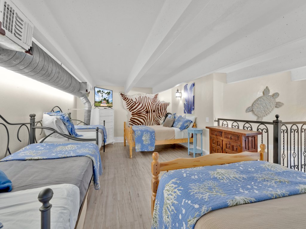 Aquarius Penthouse #2, Dahktari Vacation Rental in South Padre Island - RedAwning