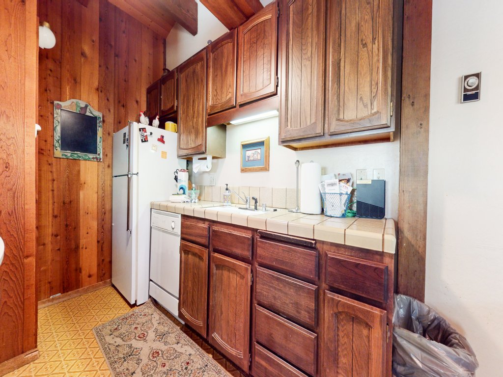 Villa de los Pinos #40 Vacation Rental in Mammoth Lakes - RedAwning