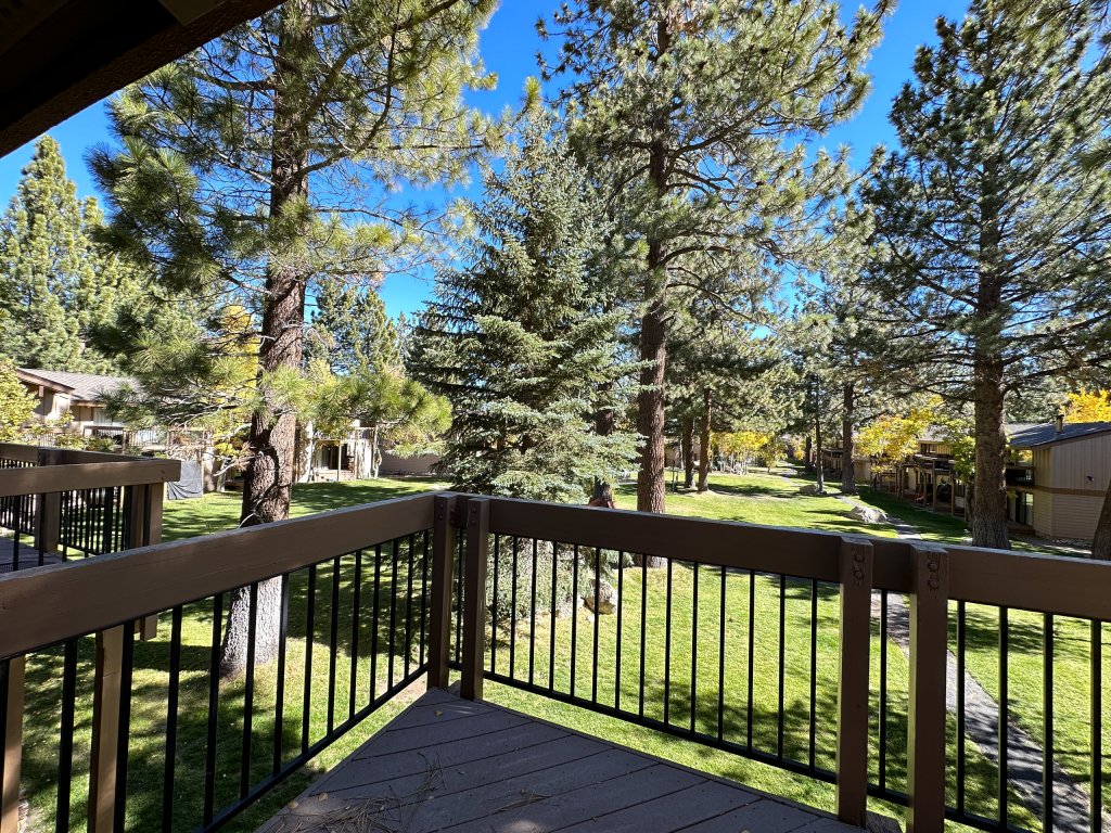 Villa de los Pinos #40 Vacation Rental in Mammoth Lakes - RedAwning