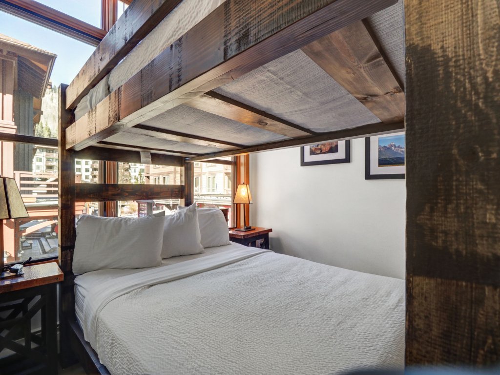 CO208 Copper One Lodge Vacation Rental in Copper Mountain - RedAwning