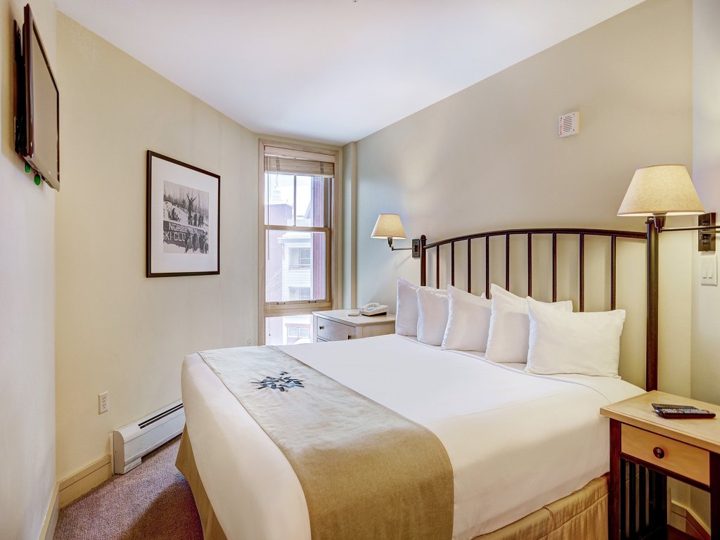 8231 Silver Mill Vacation Rental in Colorado - RedAwning