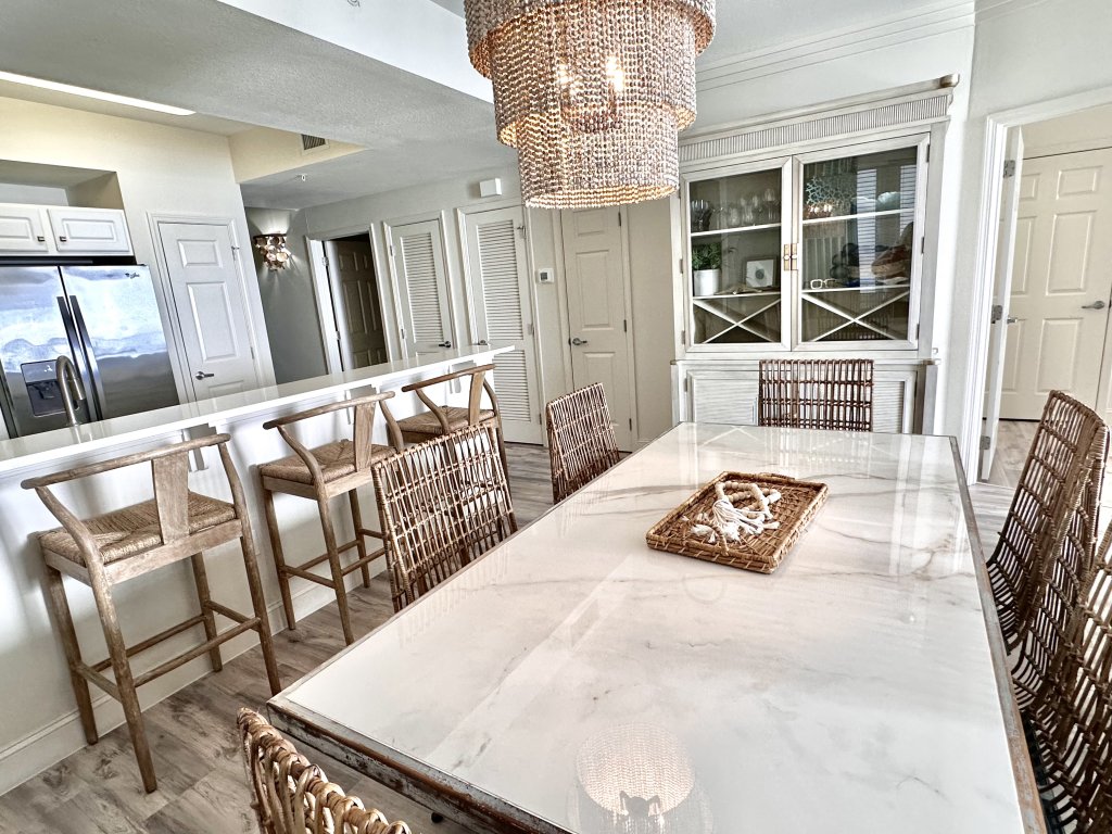 SUNatras Summerwind Vacation Rental in Navarre - RedAwning