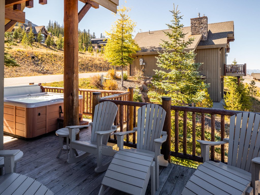 5 Bandit Way Vacation Rental in Big Sky - RedAwning