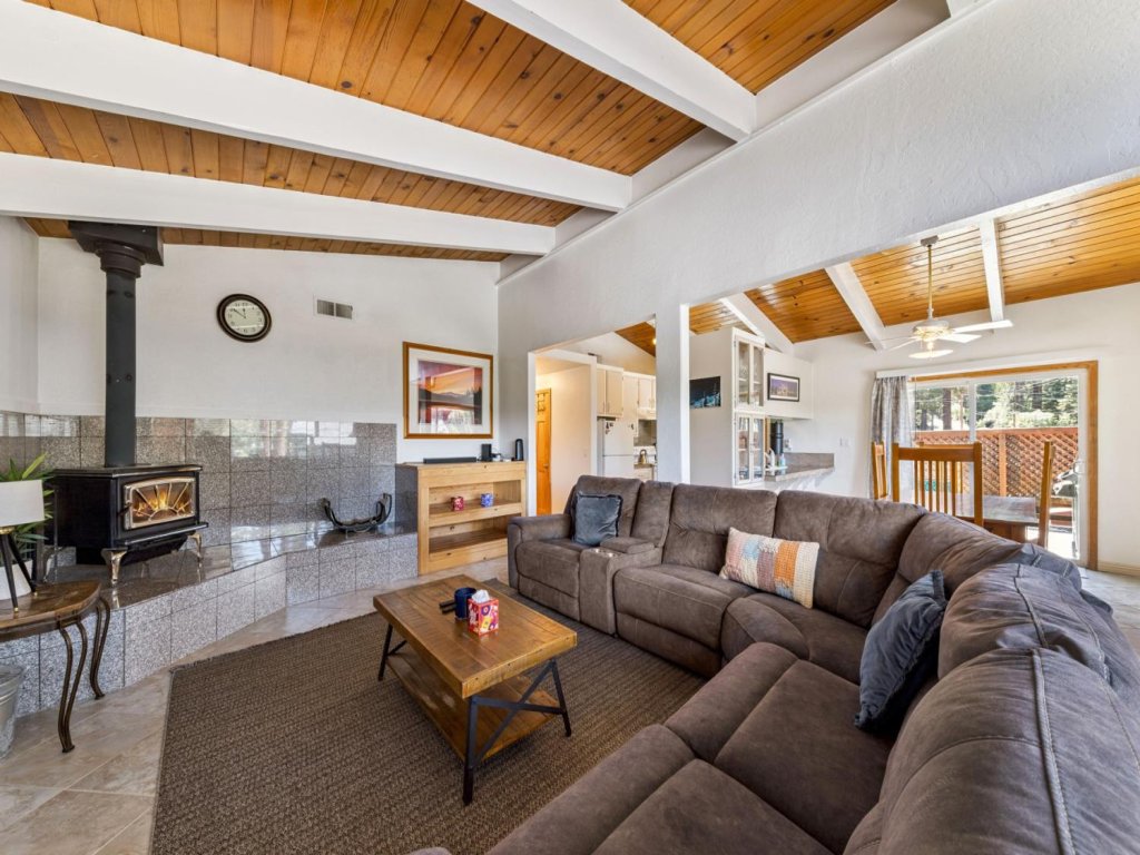 Heavenly Valley Express  1387W Vacation Rental in California - RedAwning