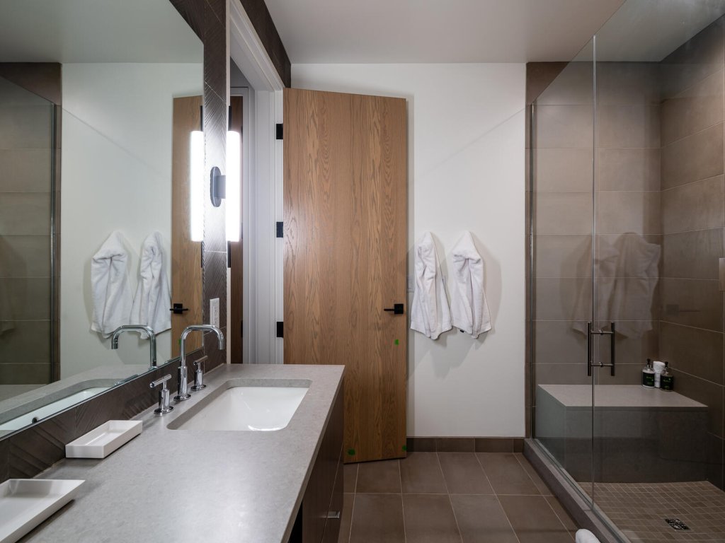 225 LakeLodge Vacation Rental in Big Sky - RedAwning