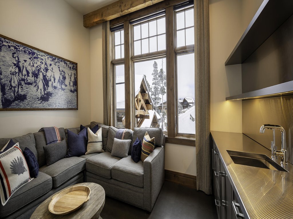 30 Cowboy Heaven Spur Road Vacation Rental in Big Sky - RedAwning