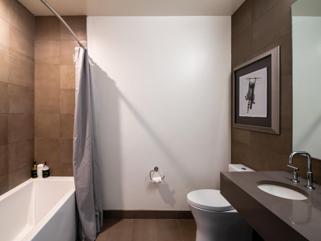 201 LakeLodge Vacation Rental in Big Sky - RedAwning
