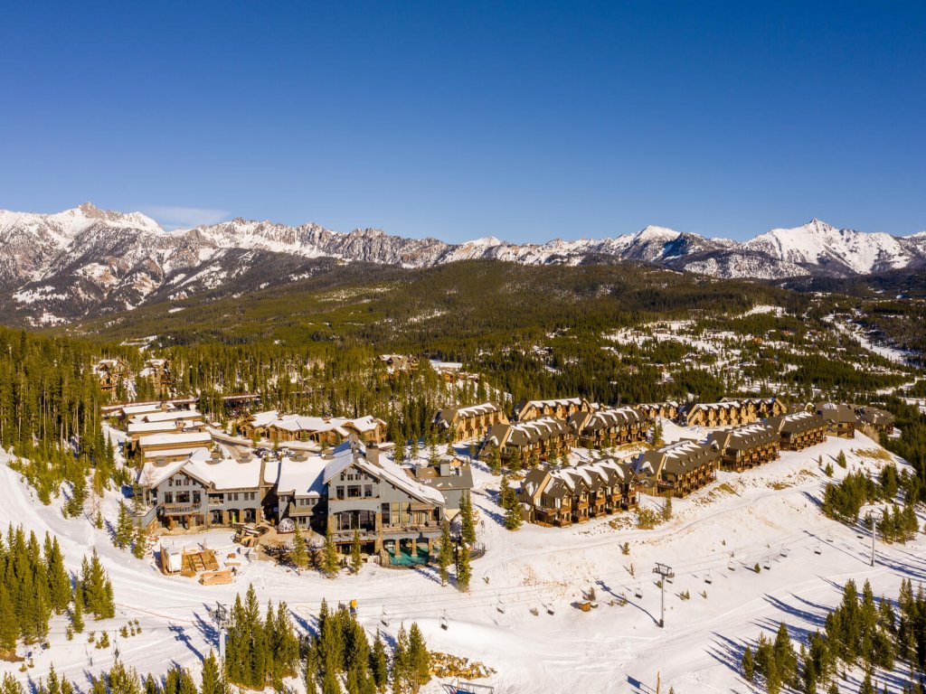 Saddle Ridge D1 Vacation Rental in Big Sky - RedAwning