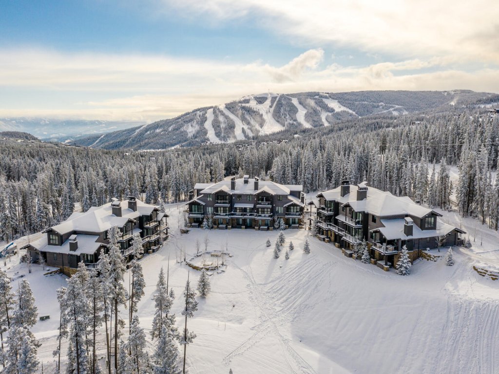 9 Wildwood Vacation Rental in Big Sky - RedAwning