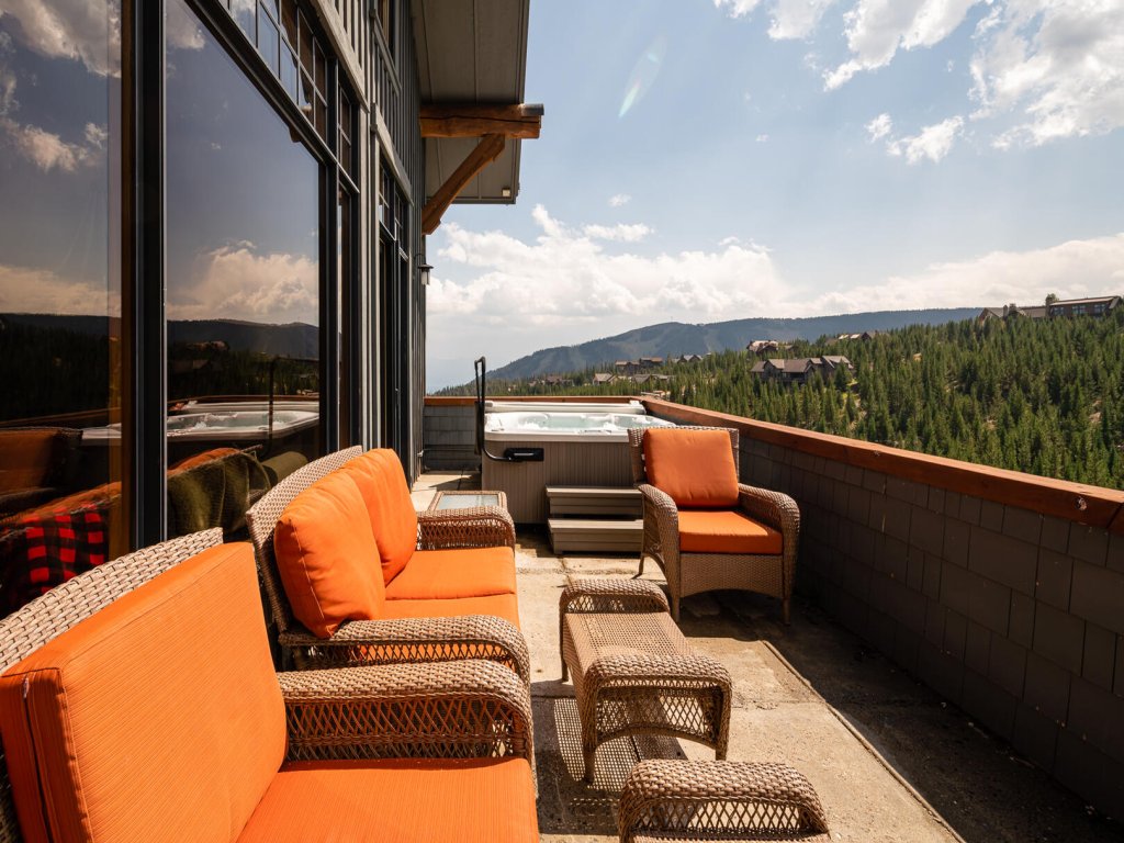 Penthouse 1 Vacation Rental in Big Sky - RedAwning
