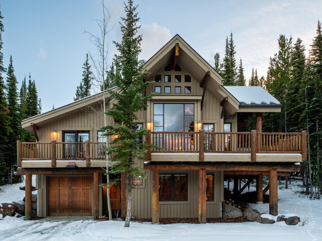 2 Mountain Home Vacation Rental in Big Sky - RedAwning