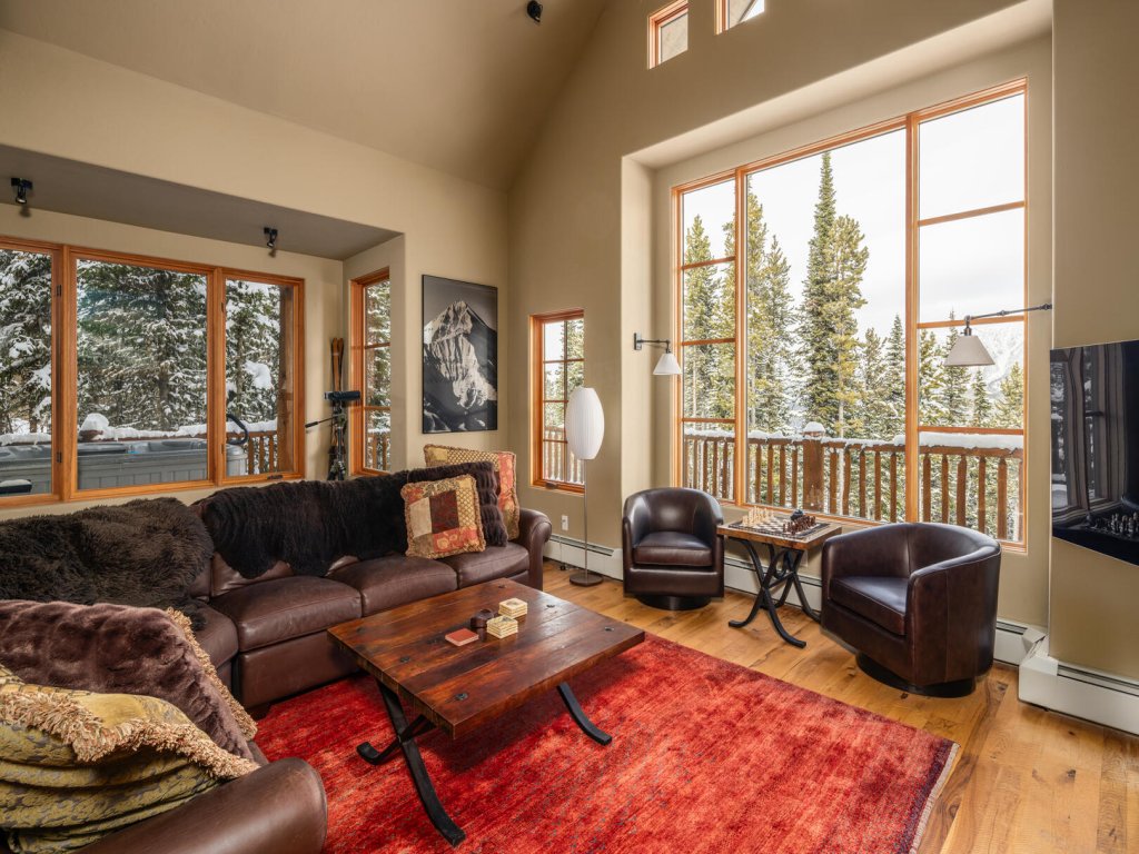 2 Mountain Home Vacation Rental in Big Sky - RedAwning