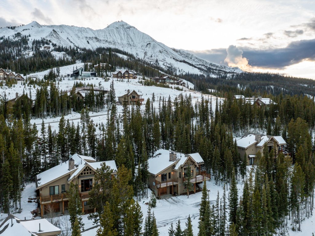 2 Mountain Home Vacation Rental in Big Sky - RedAwning