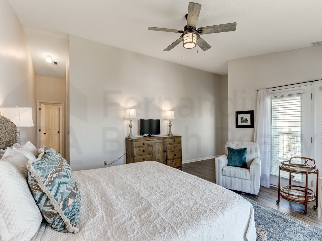2505B W. 5th St Vacation Rental in Fernandina Beach - RedAwning