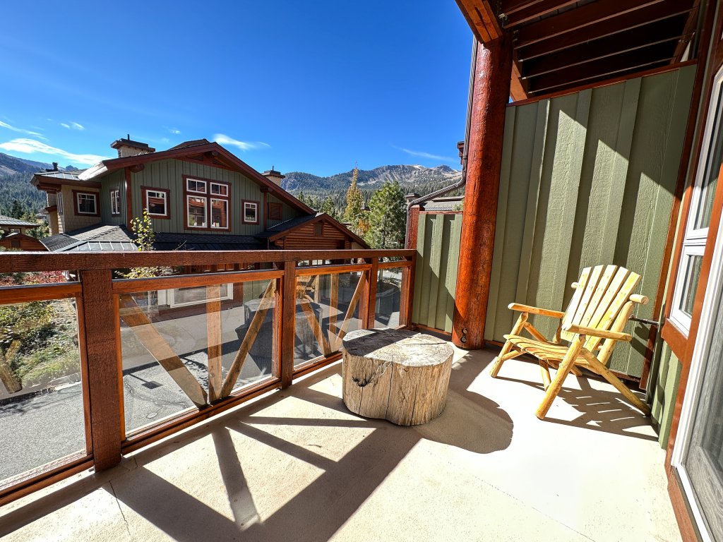 Juniper Crest #2 Vacation Rental in Mammoth Lakes - RedAwning