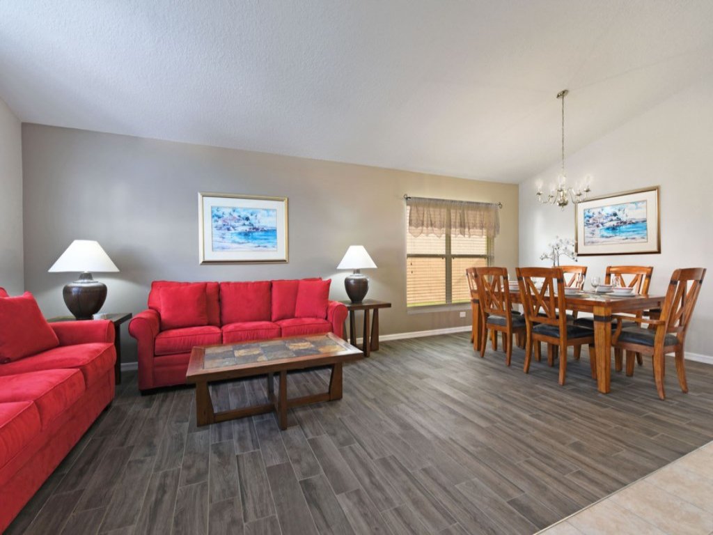 Solana Sunset Vacation Rental in Davenport - RedAwning