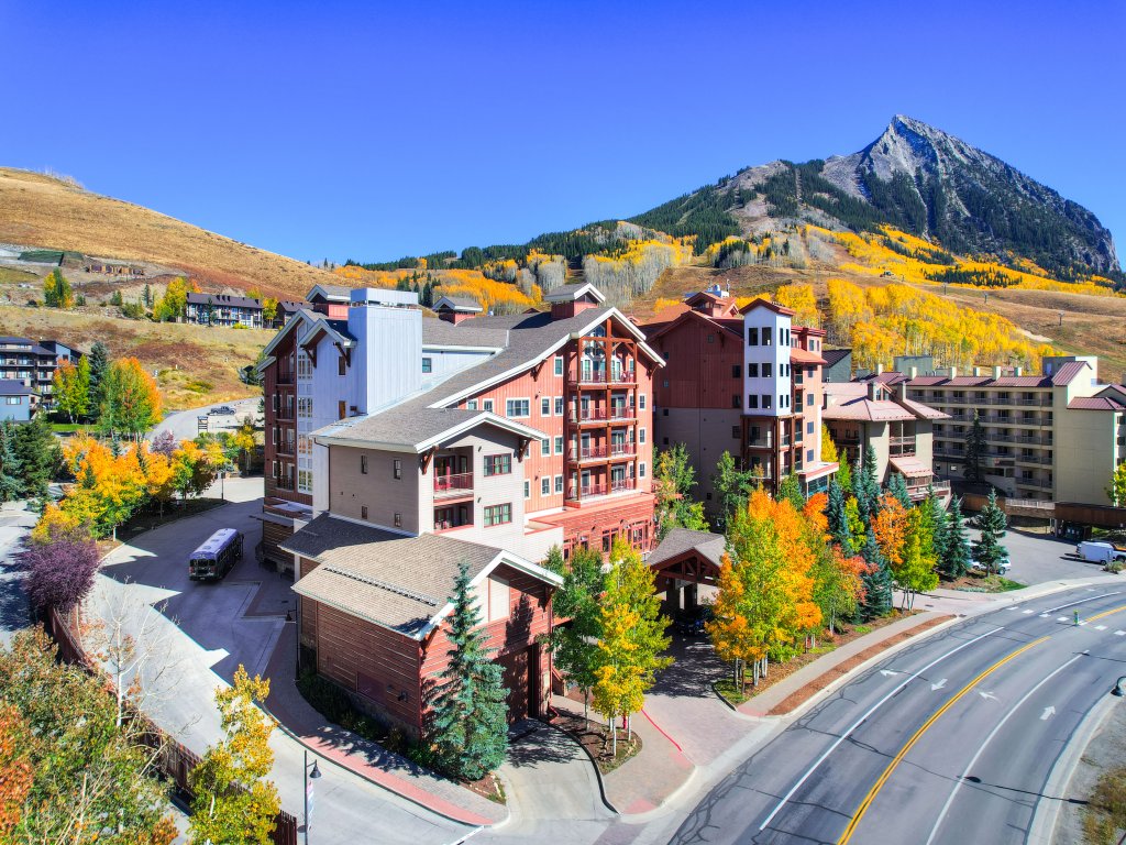 Modern King Room in Heart of Mt. Crested Butte Vacation Rental in Crested Butte - RedAwning
