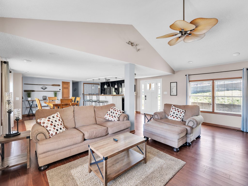Spacious Hidden Paradise at Lake Norman Vacation Rental in North Carolina - RedAwning
