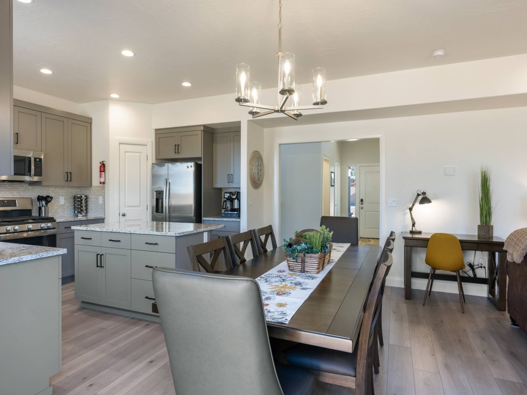 Flip Flop Therapy Vacation Rental in Utah - RedAwning