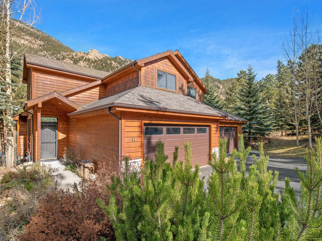 Fall River Retreat - EV# 6196 Vacation Rental in Estes Park - RedAwning