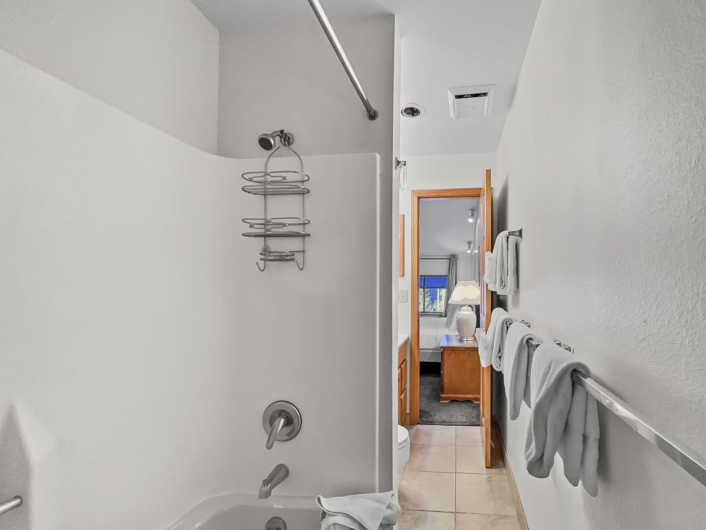 CJ404 Copper Junction Vacation Rental in Copper Mountain - RedAwning