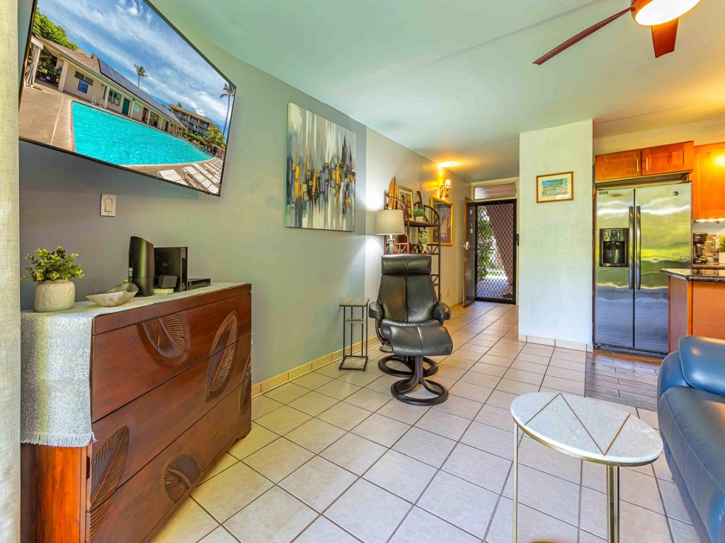 Kihei Kai Nani #4-121 Vacation Rental in Kihei - RedAwning
