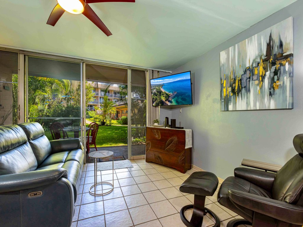 Kihei Kai Nani #4-121 Vacation Rental in Kihei - RedAwning