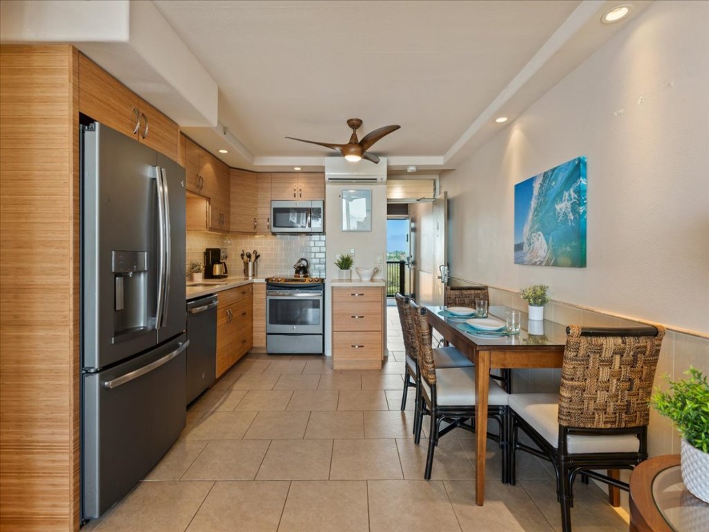 Mana Kai #814 Vacation Rental in Kihei - RedAwning