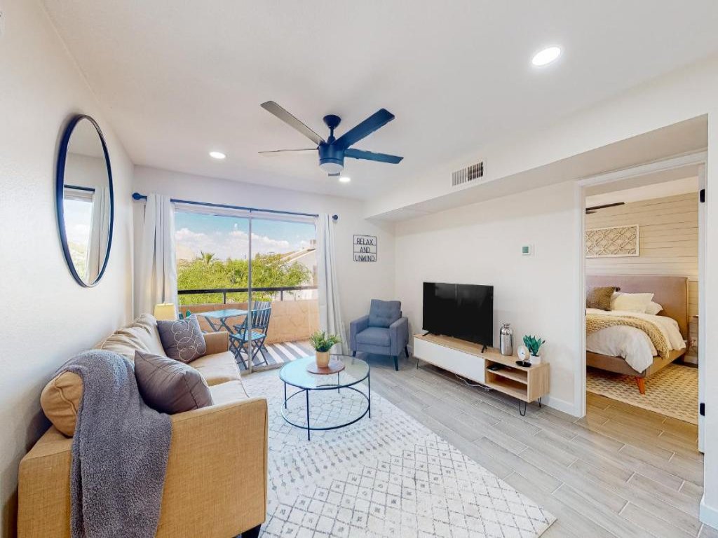 Villa Sunrise Vacation Rental in Scottsdale - RedAwning