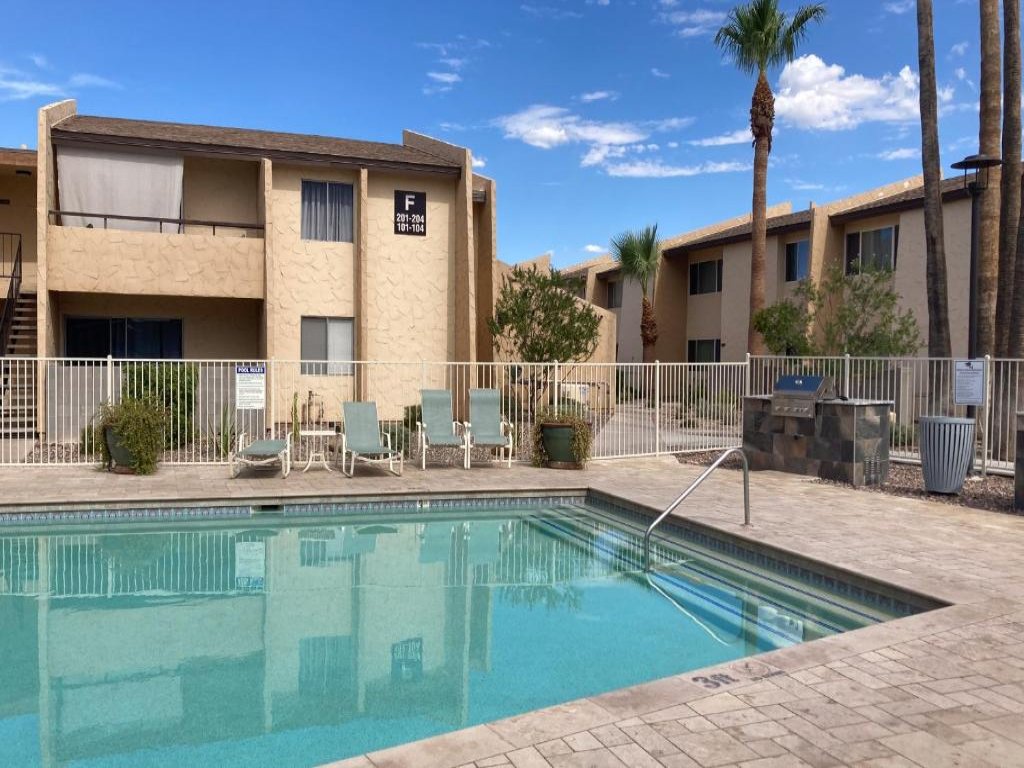 Villa Sunrise Vacation Rental in Scottsdale - RedAwning