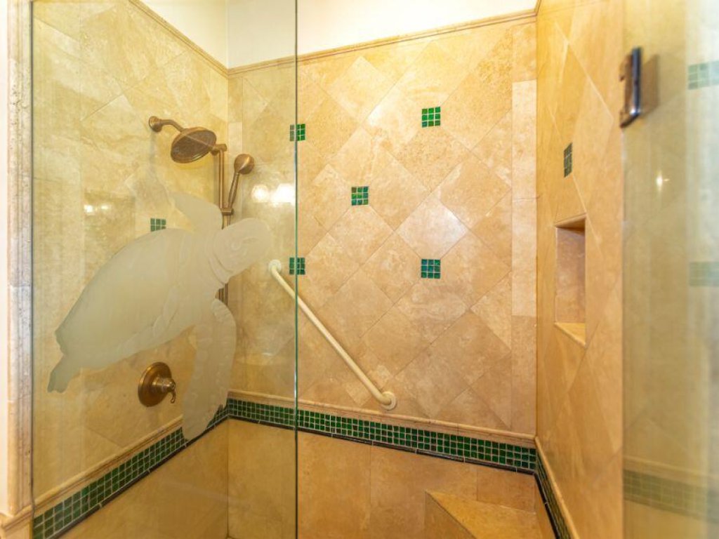 WAILEA ELUA, #1302  Vacation Rental in Hawaii - RedAwning