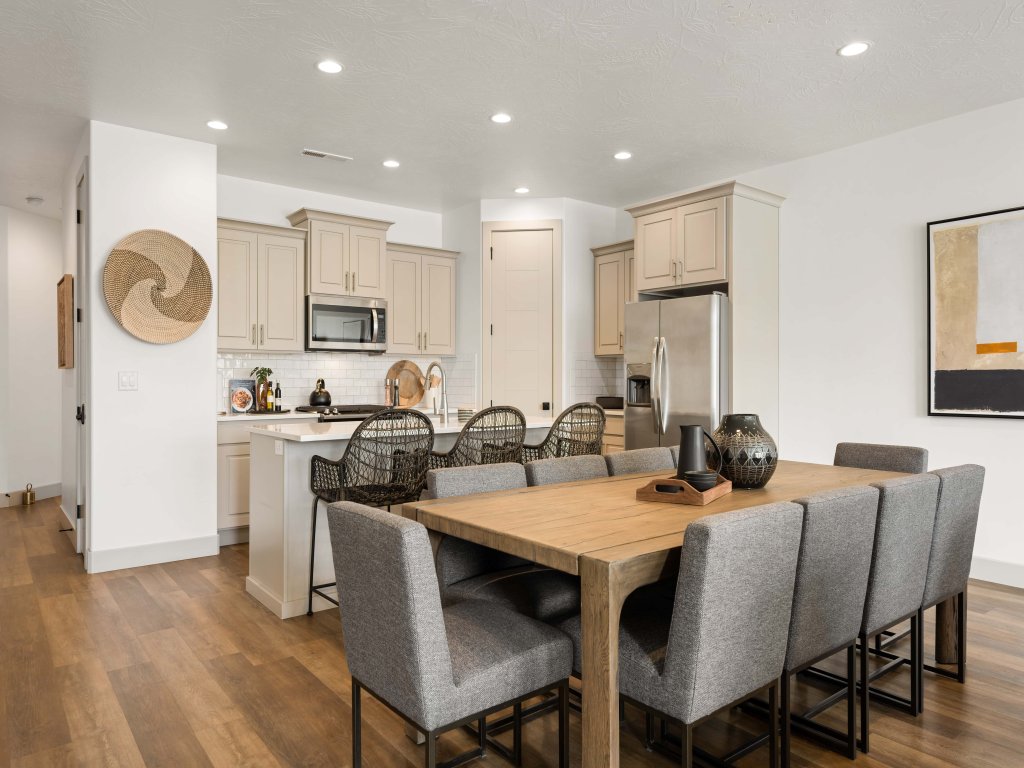 Sun-Kissed Retreat Vacation Rental in St. George - RedAwning