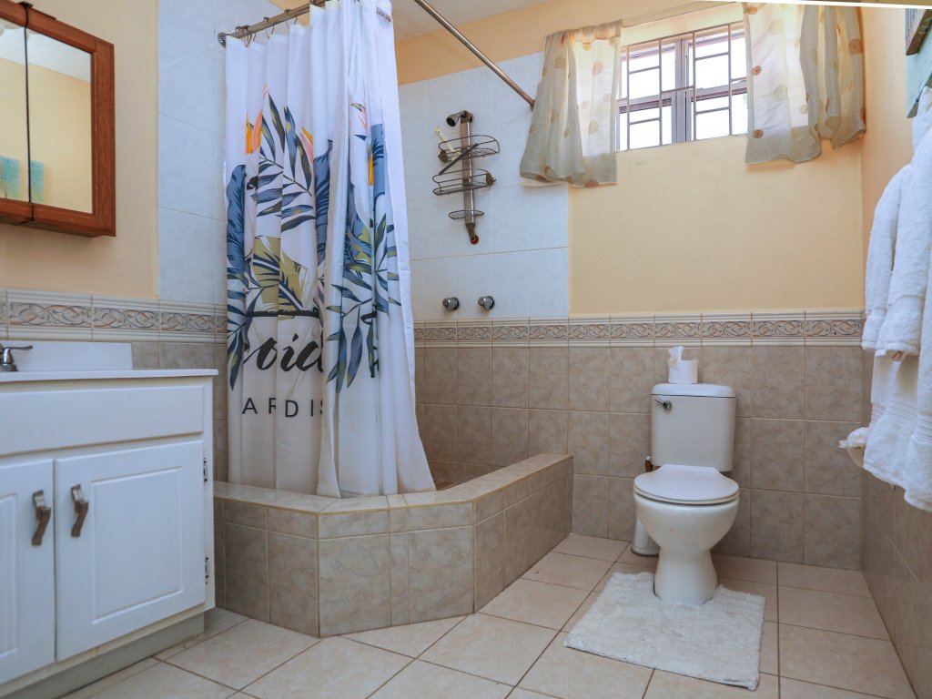 Villa Decaj (Full House Rate) Vacation Rental - RedAwning