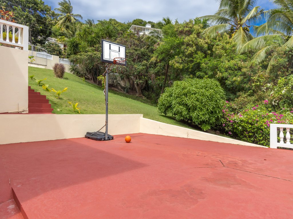 Villa Decaj (Full House Rate) Vacation Rental - RedAwning