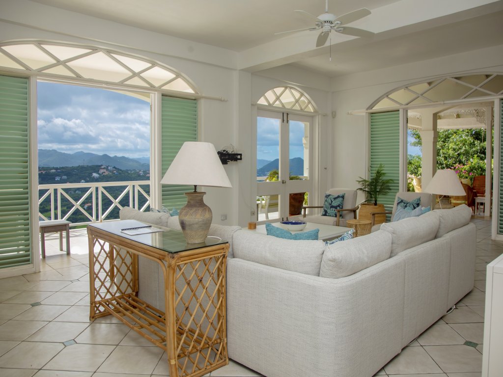 Zephyr Hill (1 - 2 bedroom Rate) Vacation Rental - RedAwning
