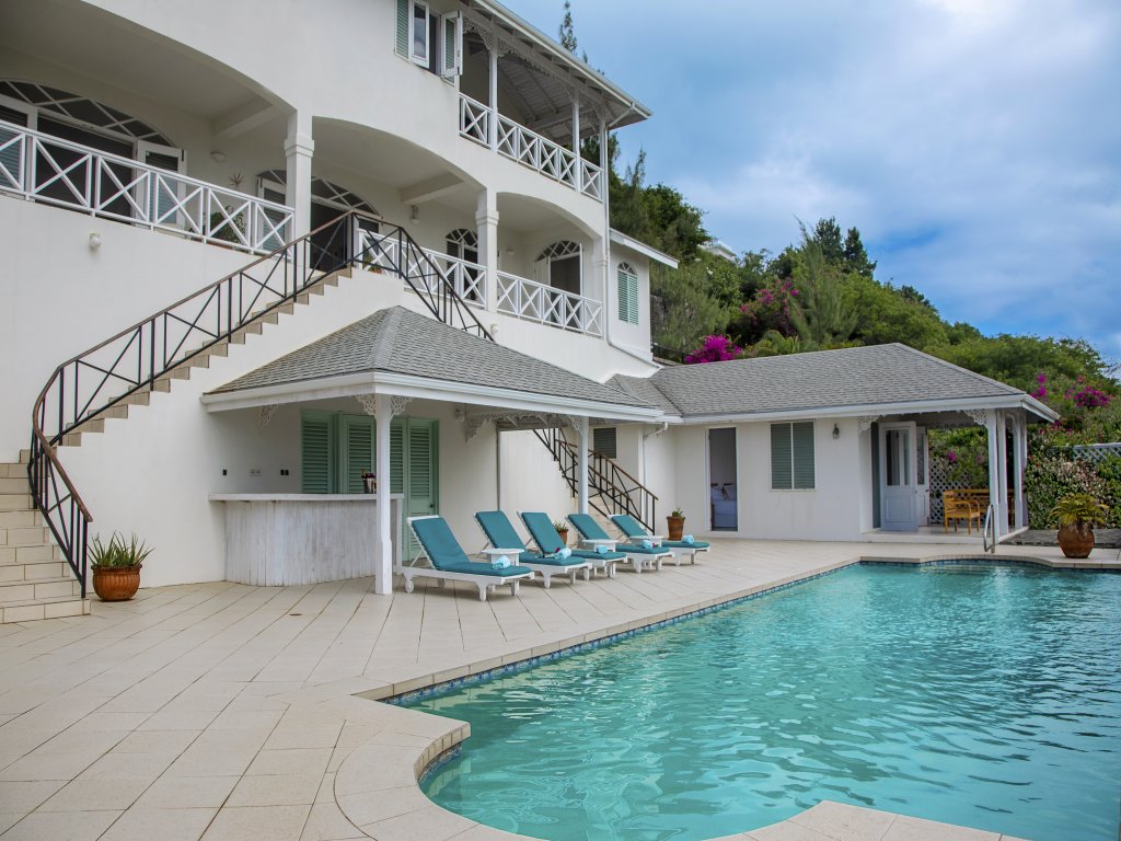 Zephyr Hill (1 - 2 bedroom Rate) Vacation Rental - RedAwning