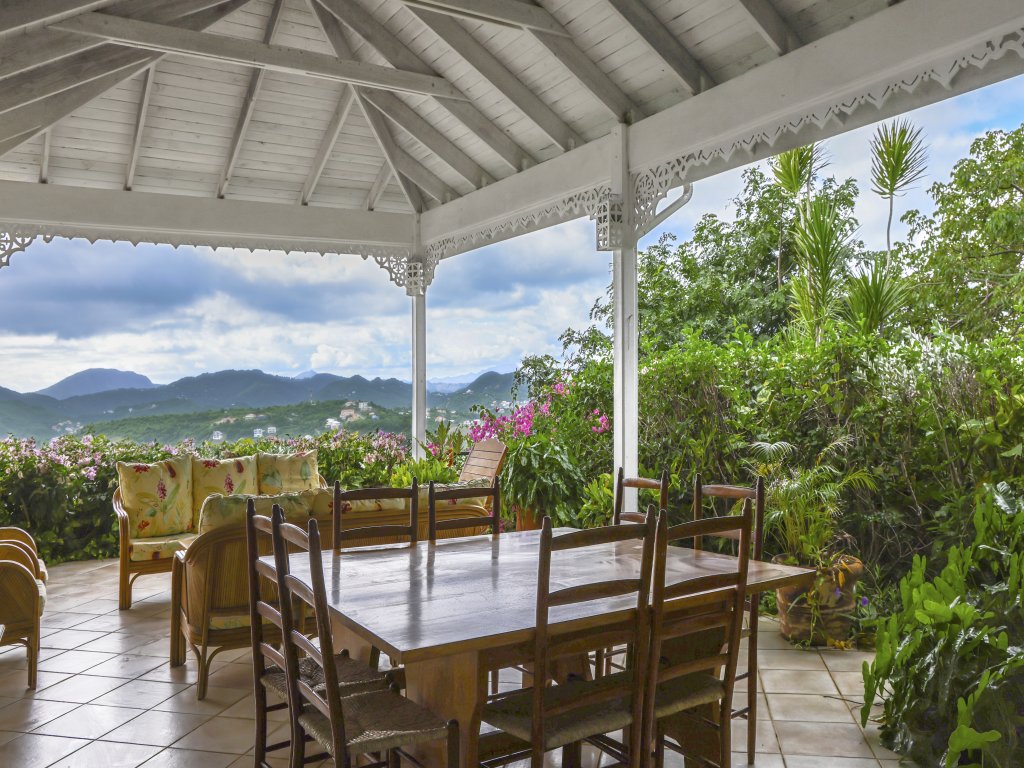 Zephyr Hill (1 - 2 bedroom Rate) Vacation Rental - RedAwning