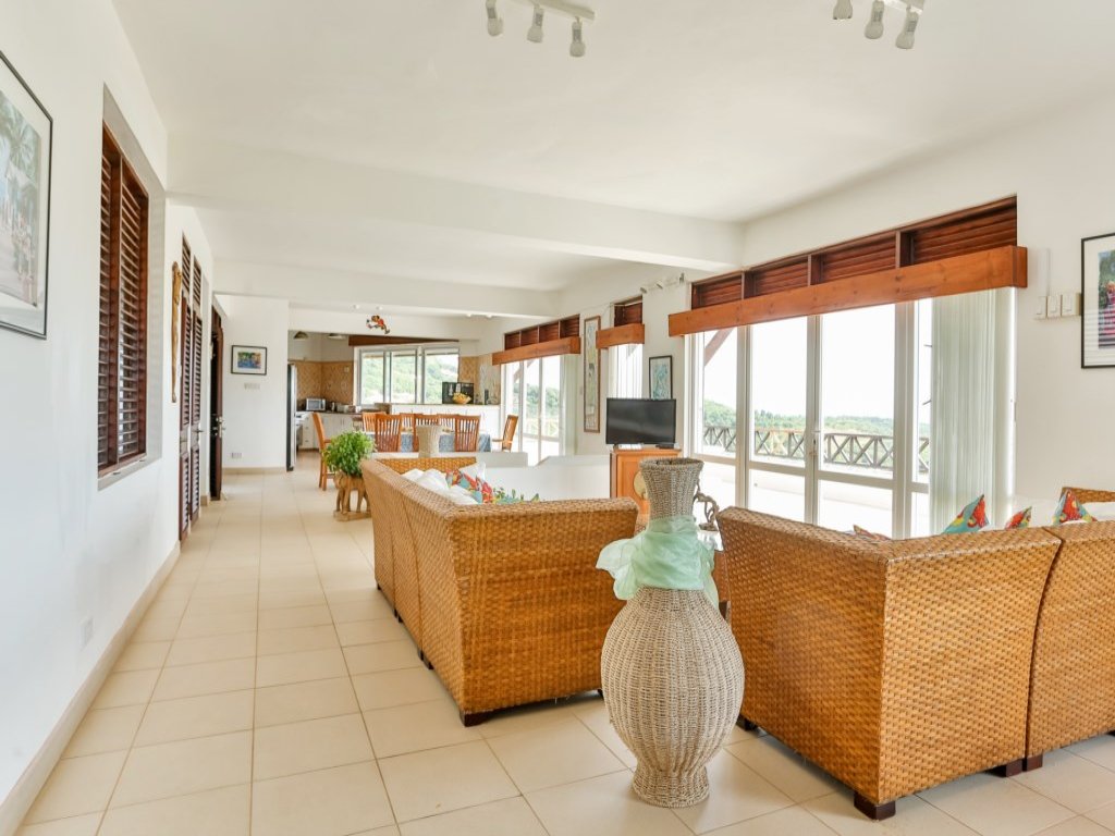Villa Cadasse (Full House Rate) Vacation Rental - RedAwning