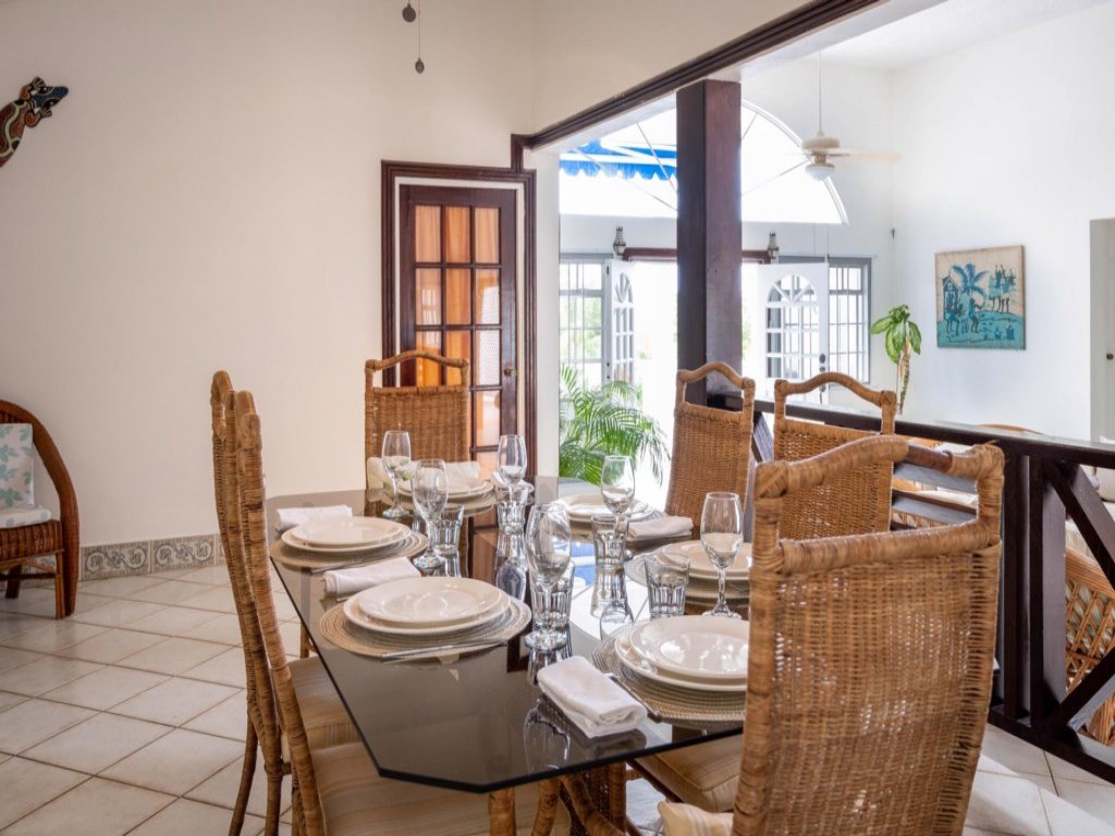 The Date House (1 - 2 bedroom rate) Vacation Rental - RedAwning