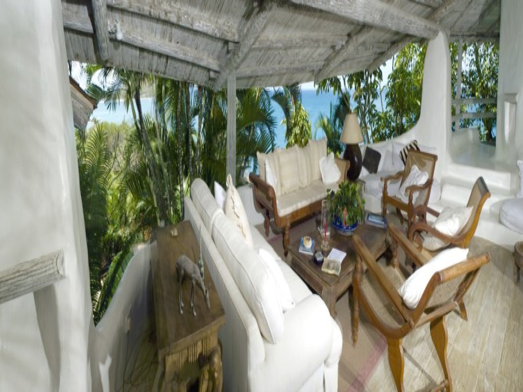 Smugglers Nest Vacation Rental - RedAwning